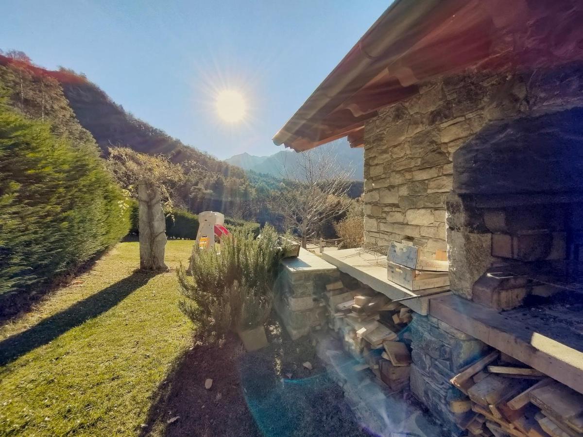 La Majon De Fohten Montjovet Exteriér fotografie